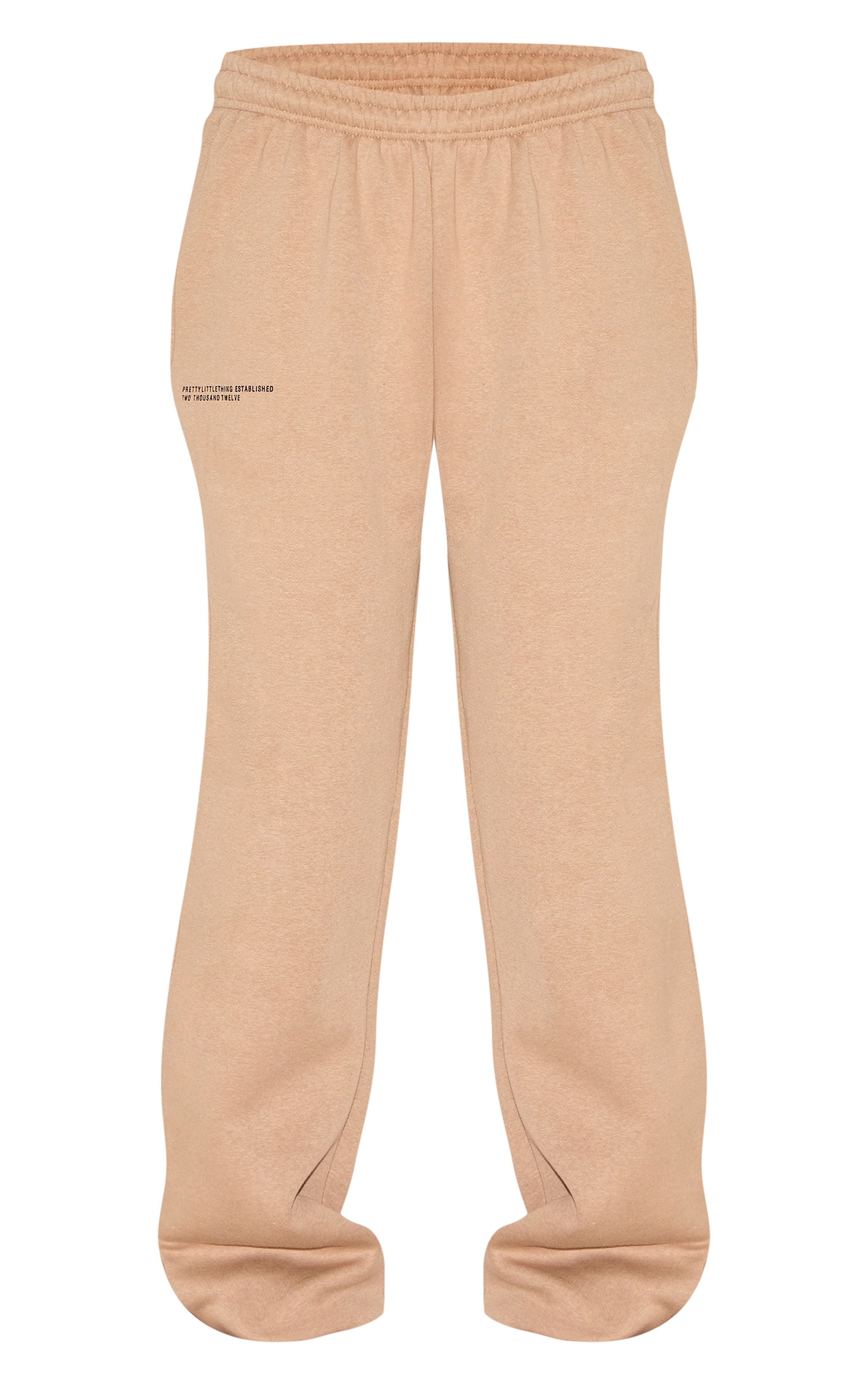 PRETTYLITTLETHING Jogging café au lait à bas resserré et slogan Est 2012 image 5