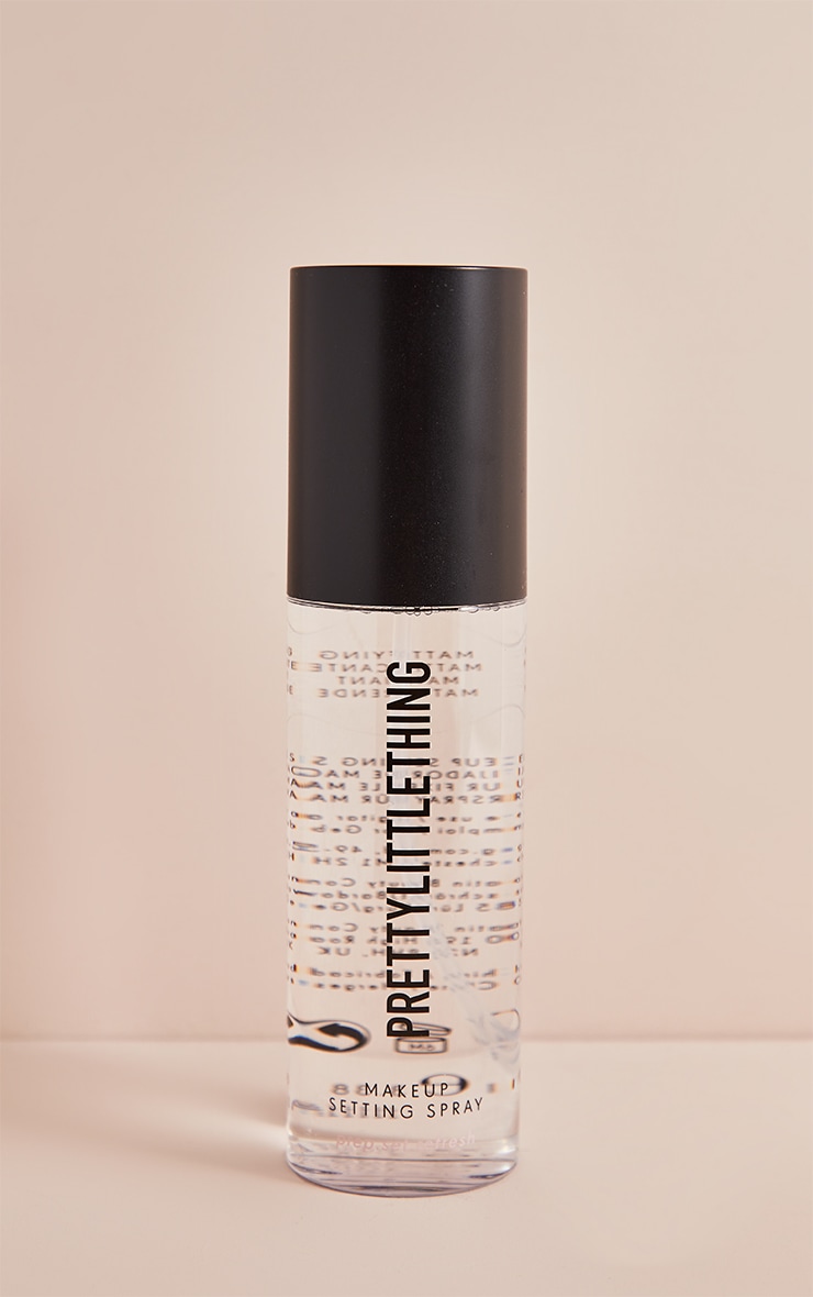 PRETTYLITTLETHING Mattifying Setting Spray image 3