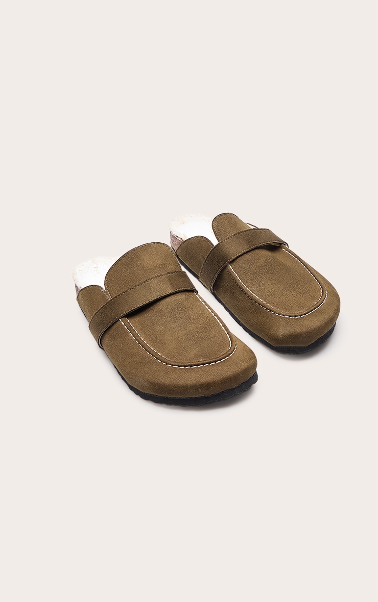 Mules en suédine vert olive à doublure en fausse fourrure image 3