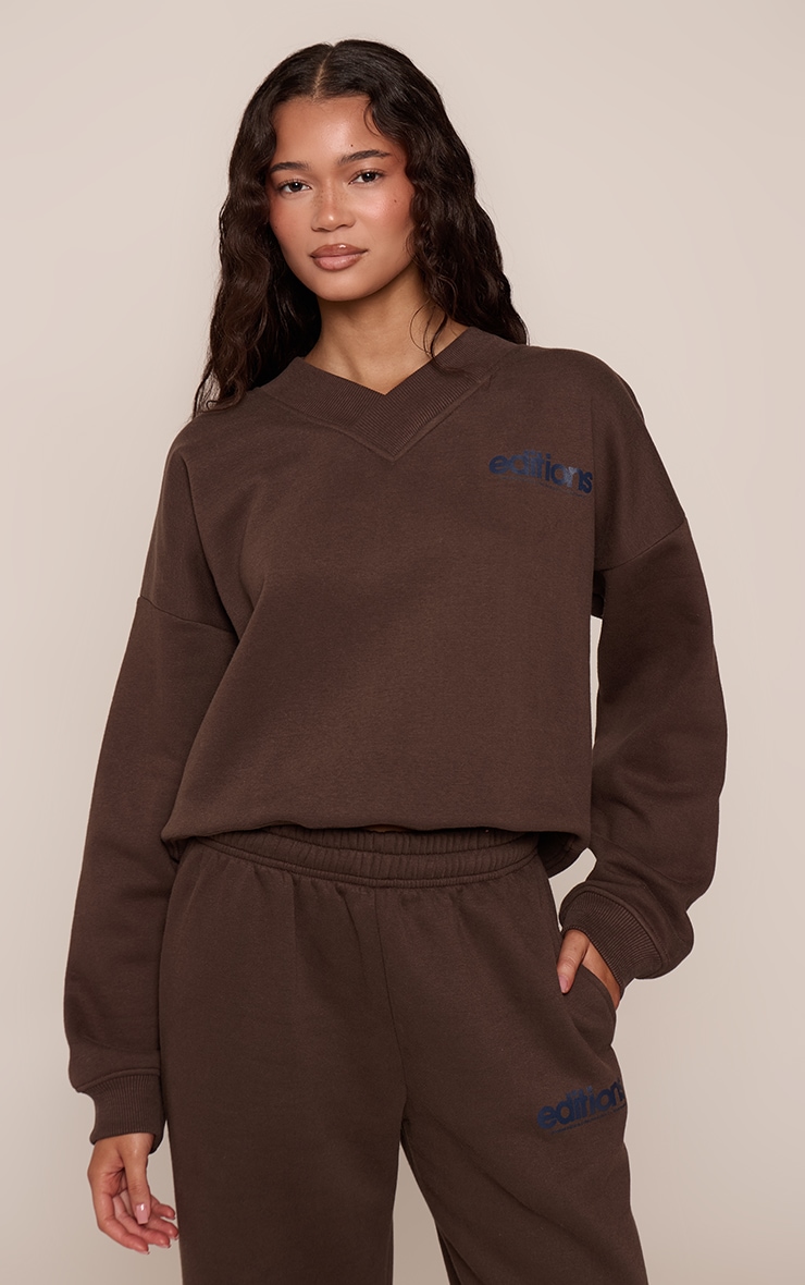 Chocolate Editions Print V Neck Off Shoulder Sweatshirt