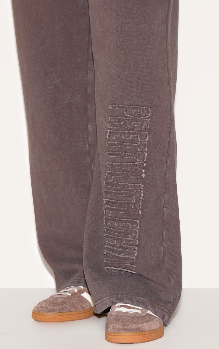Shape PrettyLittleThing Chocolate Sweatpants image 4