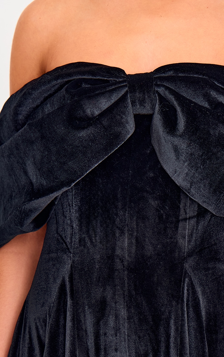 Black Premium Velvet Extreme Bow Detail Romper image 4