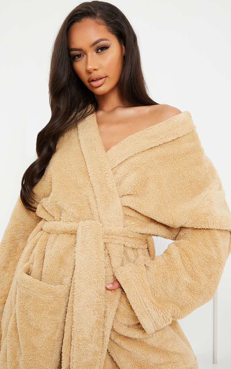 Stone Oversized Fluffy Bath Robe | PrettyLittleThing USA
