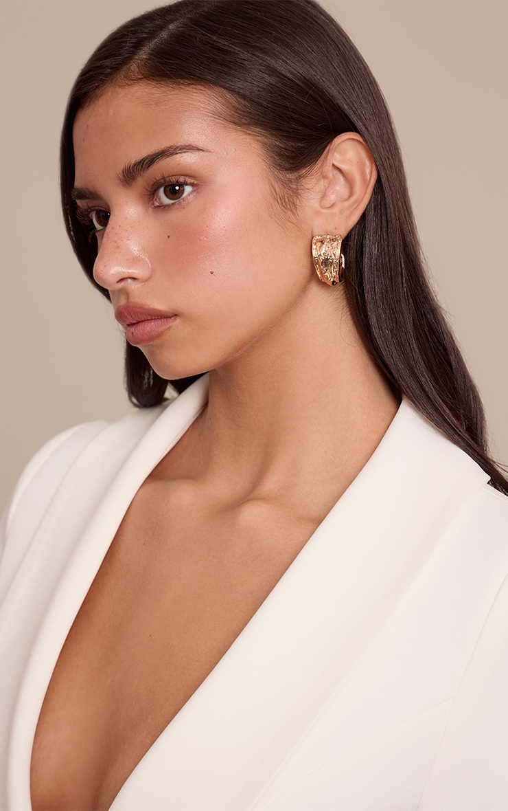 Créoles texturées épaisses dorées image 1