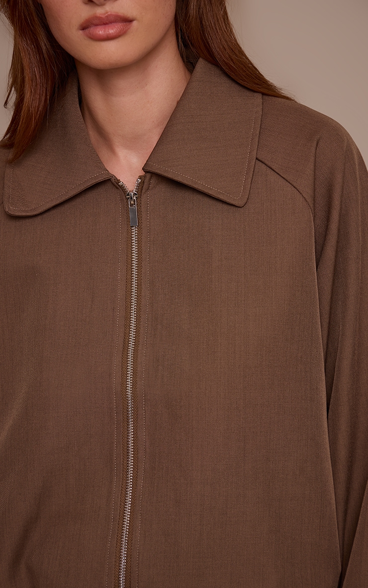 Veste bomber utilitaire café au lait à cordons ajustables image 4
