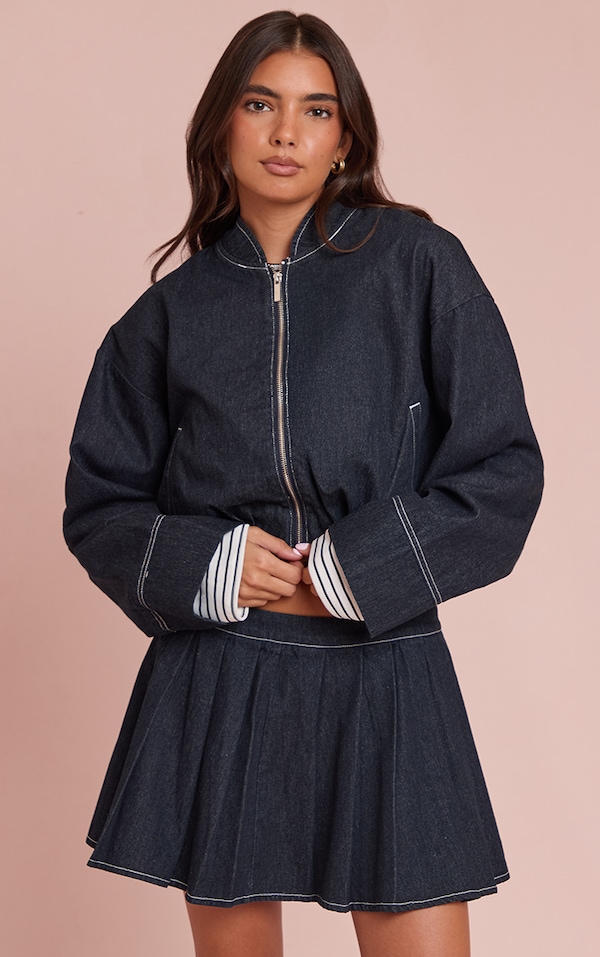 Veste bomber courte en jean indigo à ourlet bulle