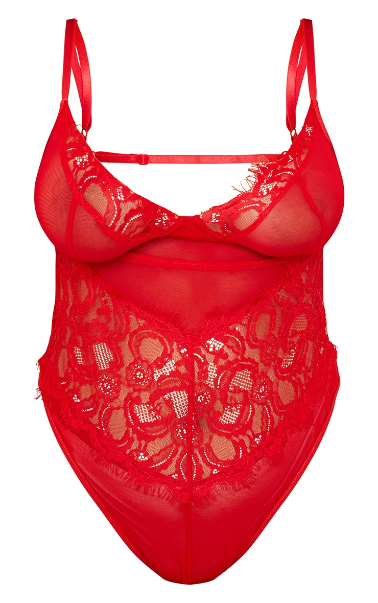 Plus Body dentelle rouge à détail bonnets image 5