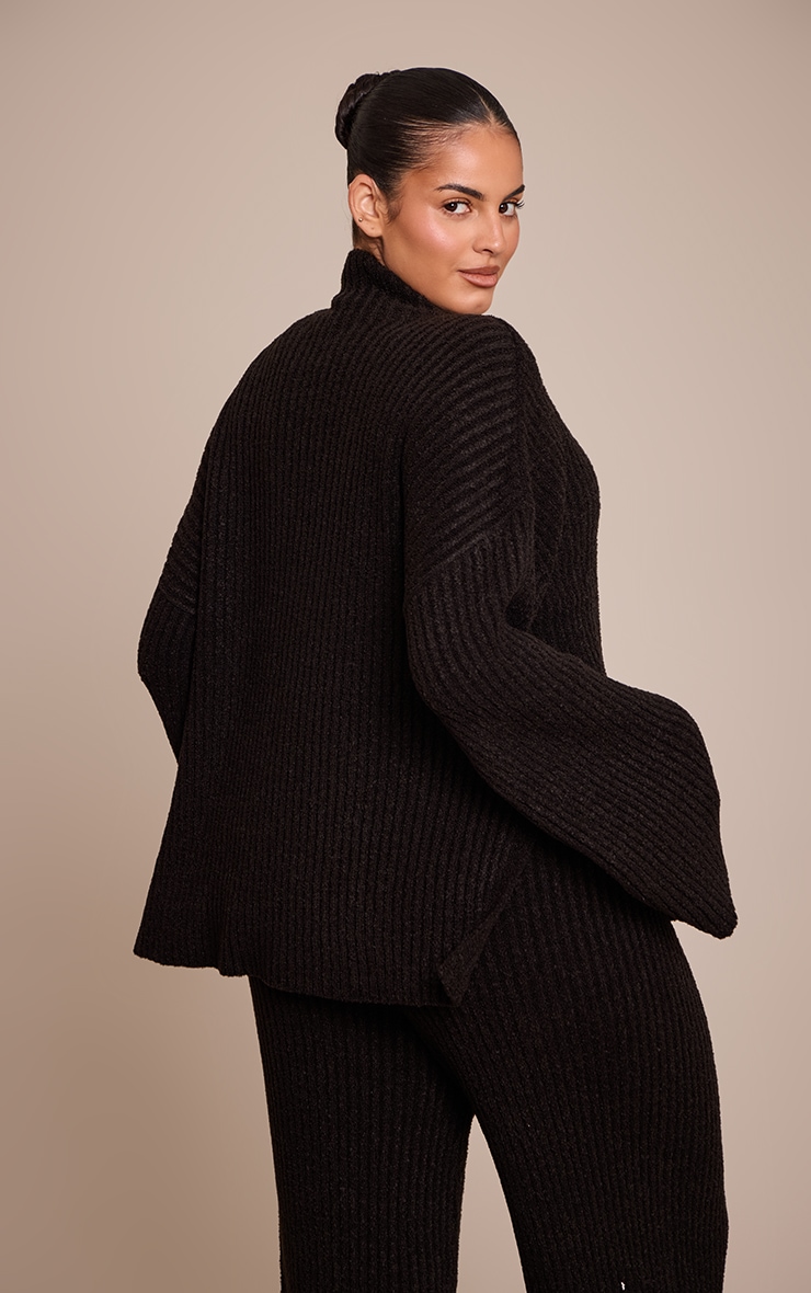 Plus Black Rib Boucle Knit Oversized Sweater image 2