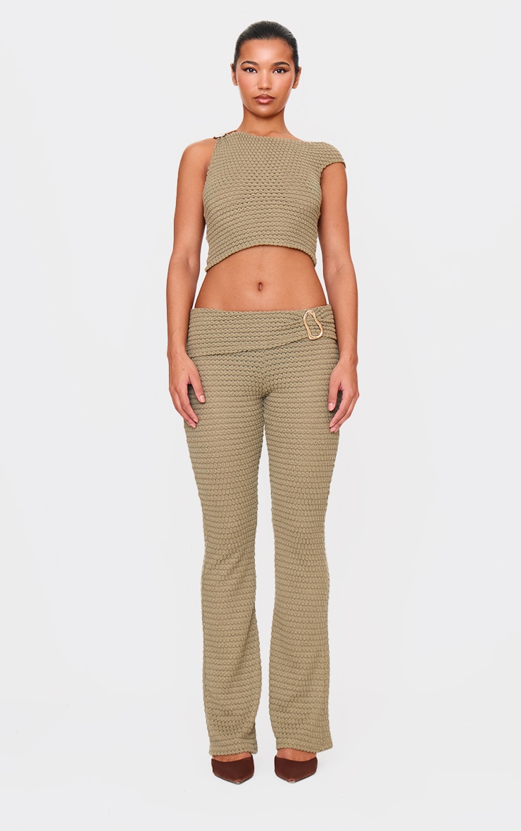 Pantalon skinny flare en maille duveteuse texturée kaki clair à détail bordure et taiile basse image 1