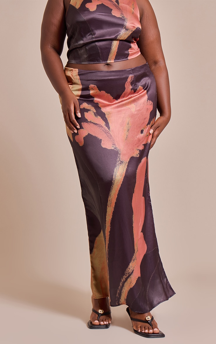 Plus Black Floral Printed Satin Maxi Skirt image 2
