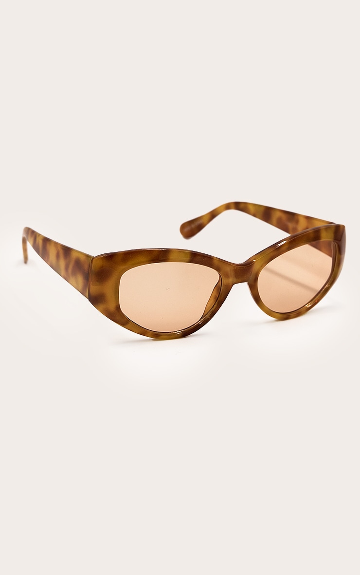 Honey Tortoiseshell Chunky Cat Eye Gold Sunglasses image 3