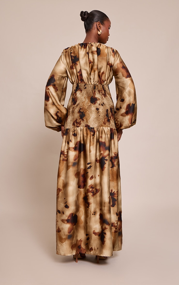 Green Abstract Long Sleeve Shirred Waist Maxi Dress image 2
