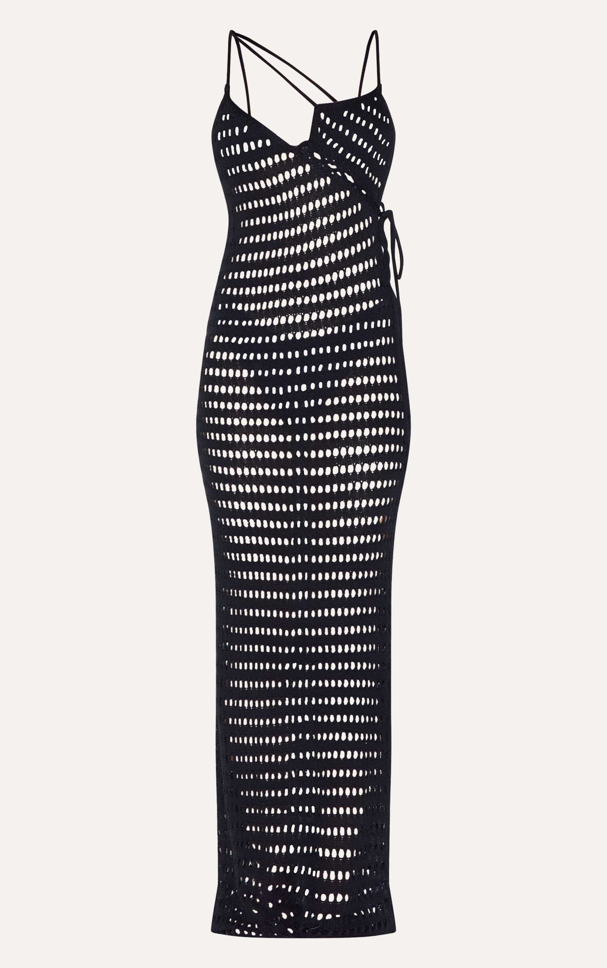 Robe longue en maille style crochet noire à détails sur le buste image 5