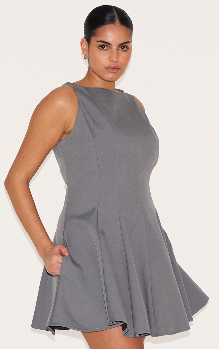 Plus Charcoal Woven Pleated Slash Neck Shift Dress image 4