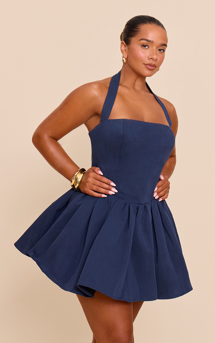 Shape Mini robe patineuse tissée bleu marine froncée à dos nu image 1