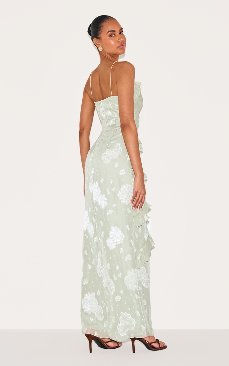 Robe longue vert sauge brodée fleurie à volants image 2