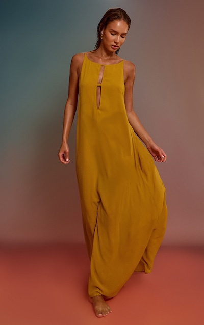 Robe de plage trapèze longue en mousseline de soie moutarde à col bateau