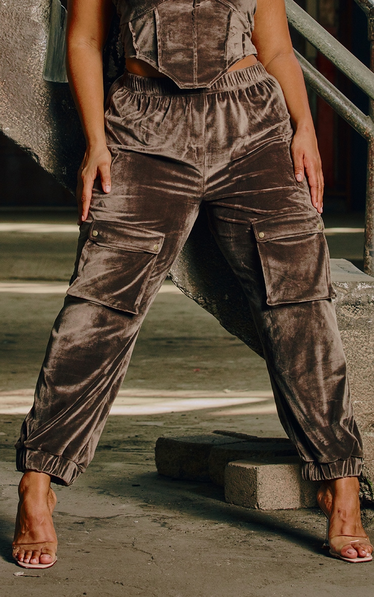 Plus Mocha Velour Pocket Detail Joggers image 2