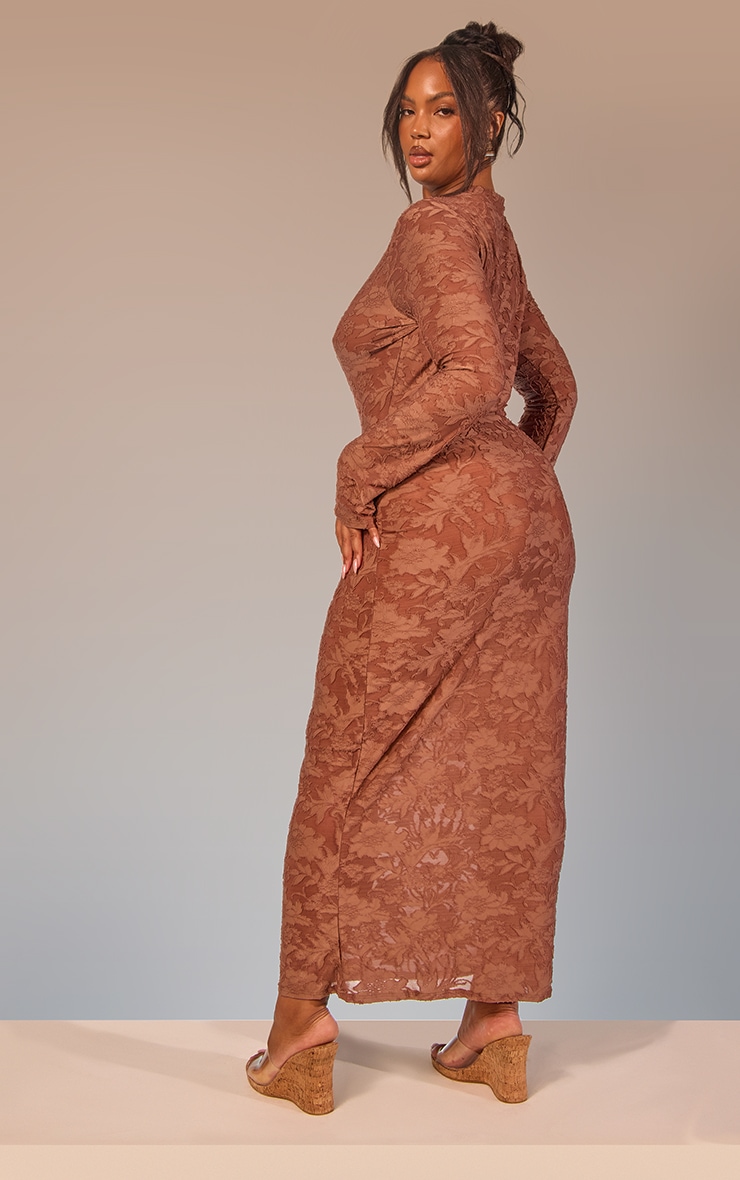 Plus Robe longue en tissu fleuri transparent transparent café au lait à manches longues image 2