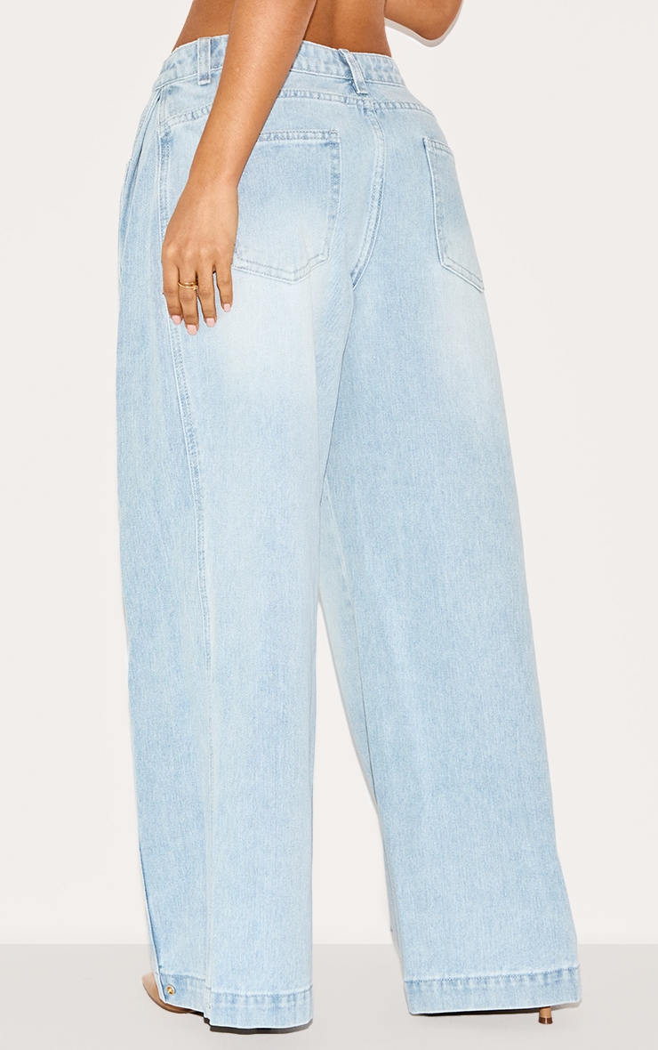 Petite Light Blue Denim Side Pleated Detail Wide Leg Jeans image 3
