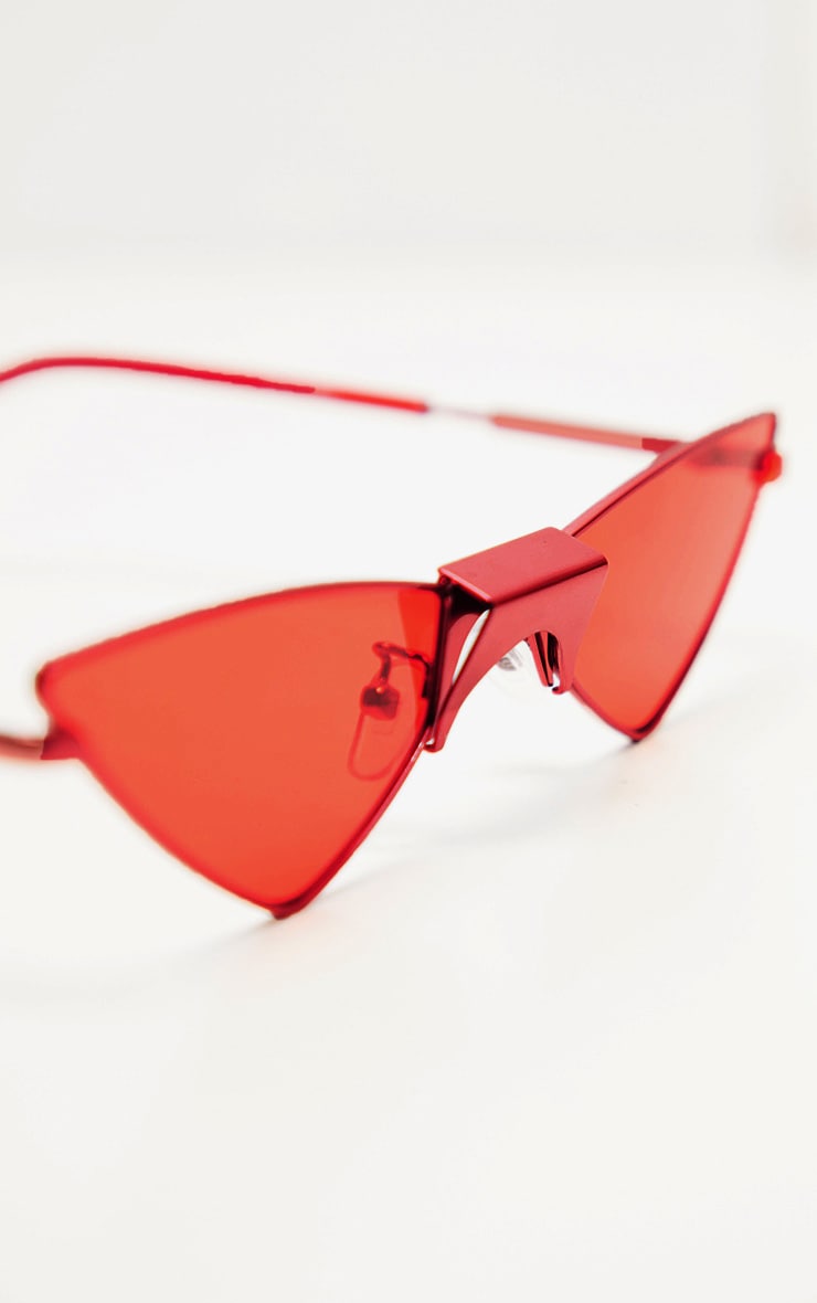 Red Tinted Angled Almond Shaped Sunglasses PrettyLittleThing