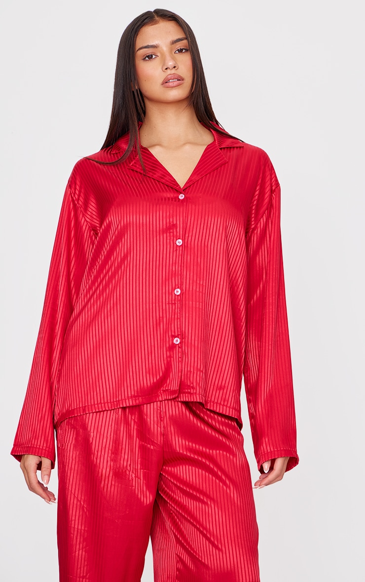 Ensemble de pyjama long en jacquard satiné rouge à rayures image 4