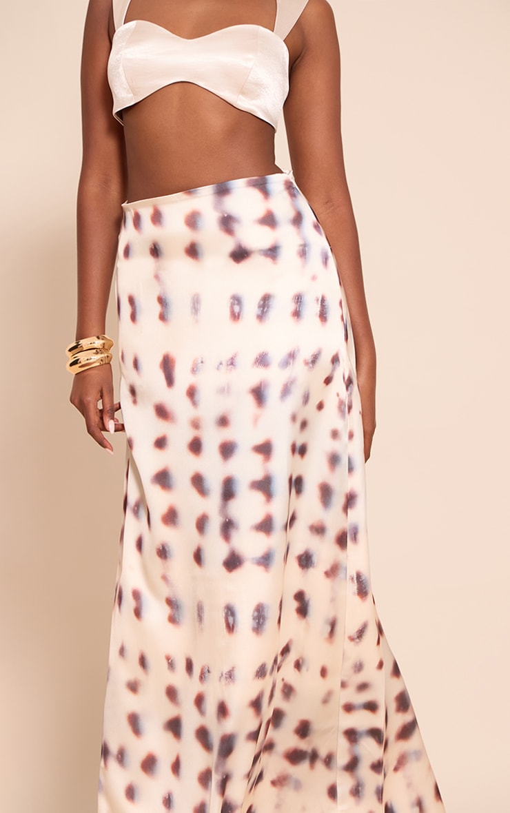Stone Blurred Printed Satin Maxi Skirt image 2