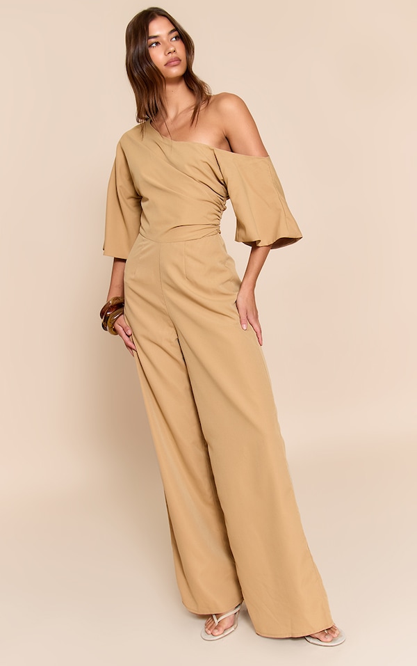 Combinaison large asymétrique tissée camel à manches courtes