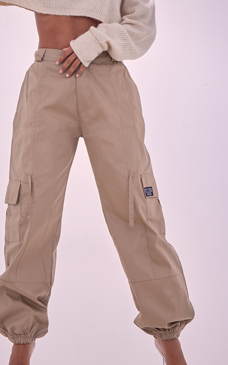 Plt Stone Woven Twill Badge Baggy Cuffed Cargo'S PrettyLittleThing