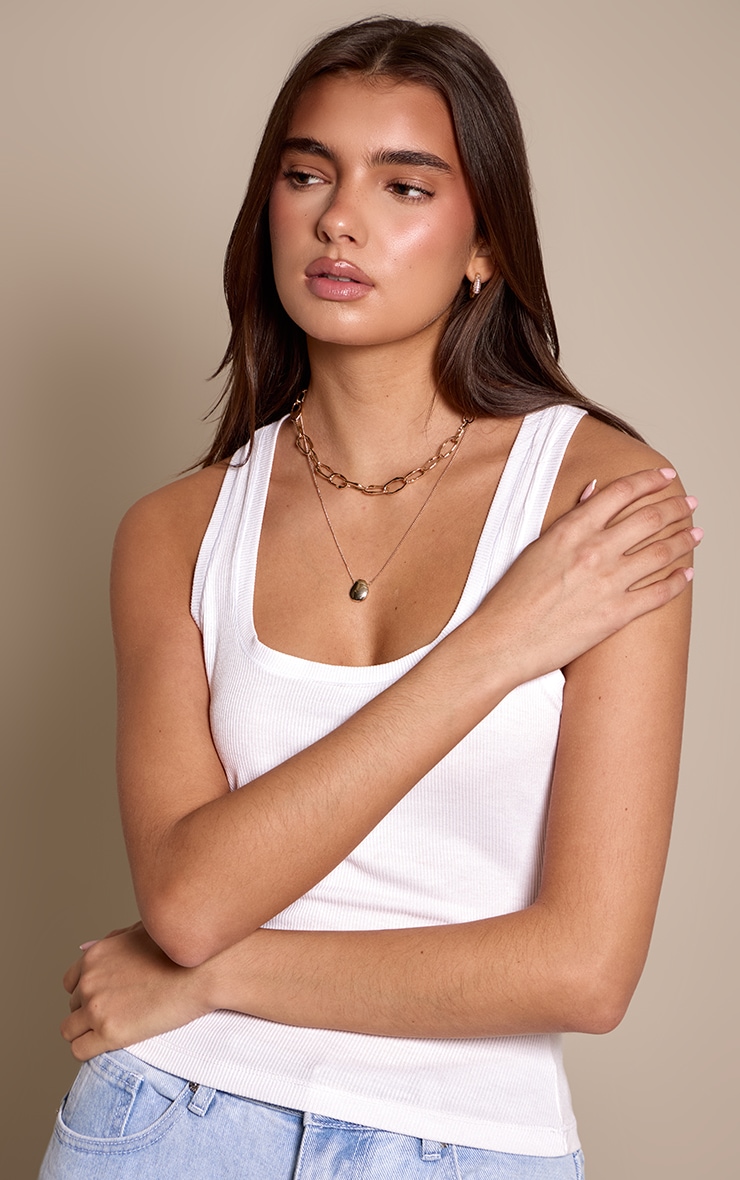 Gold Smooth Layered Circular Pendant Necklace