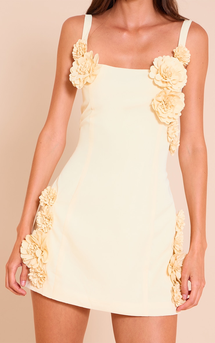 Robe droite jaune citron à fleurs image 4