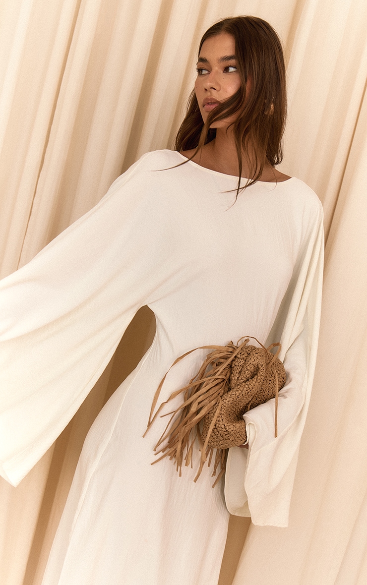 Cream Floaty Woven Flared Sleeve Maxi Dress image 5