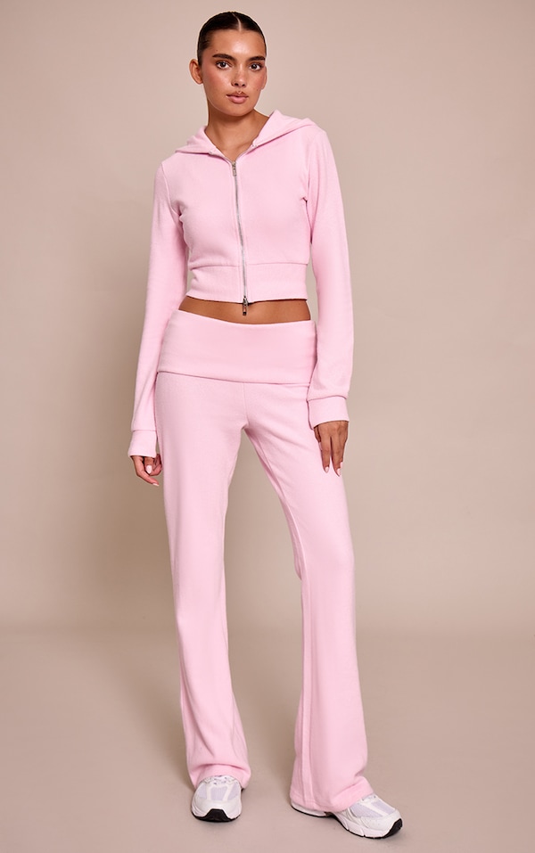 Pantalon flare très doux rose à taille repliée