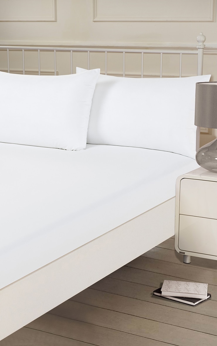 White Supersoft Double Fitted Sheet