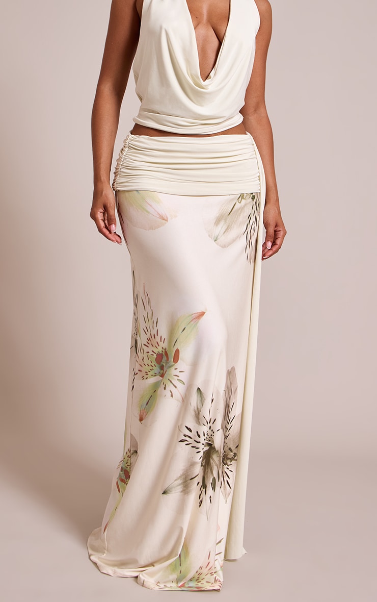 Petite Cream Printed Ruched Waist Maxi Skirt image 2