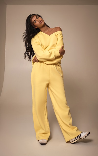 Butter Yellow Wide Leg Pleated Detail Sweatpants