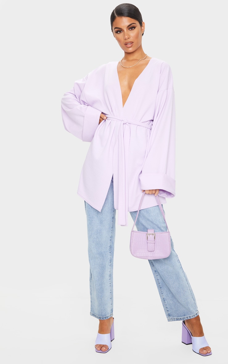 Blazer lilas à manches oversize et ceinture