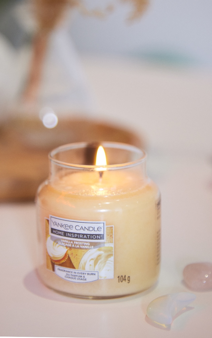 Yankee Candle Small Jar Vanilla Frosting PrettyLittleThing
