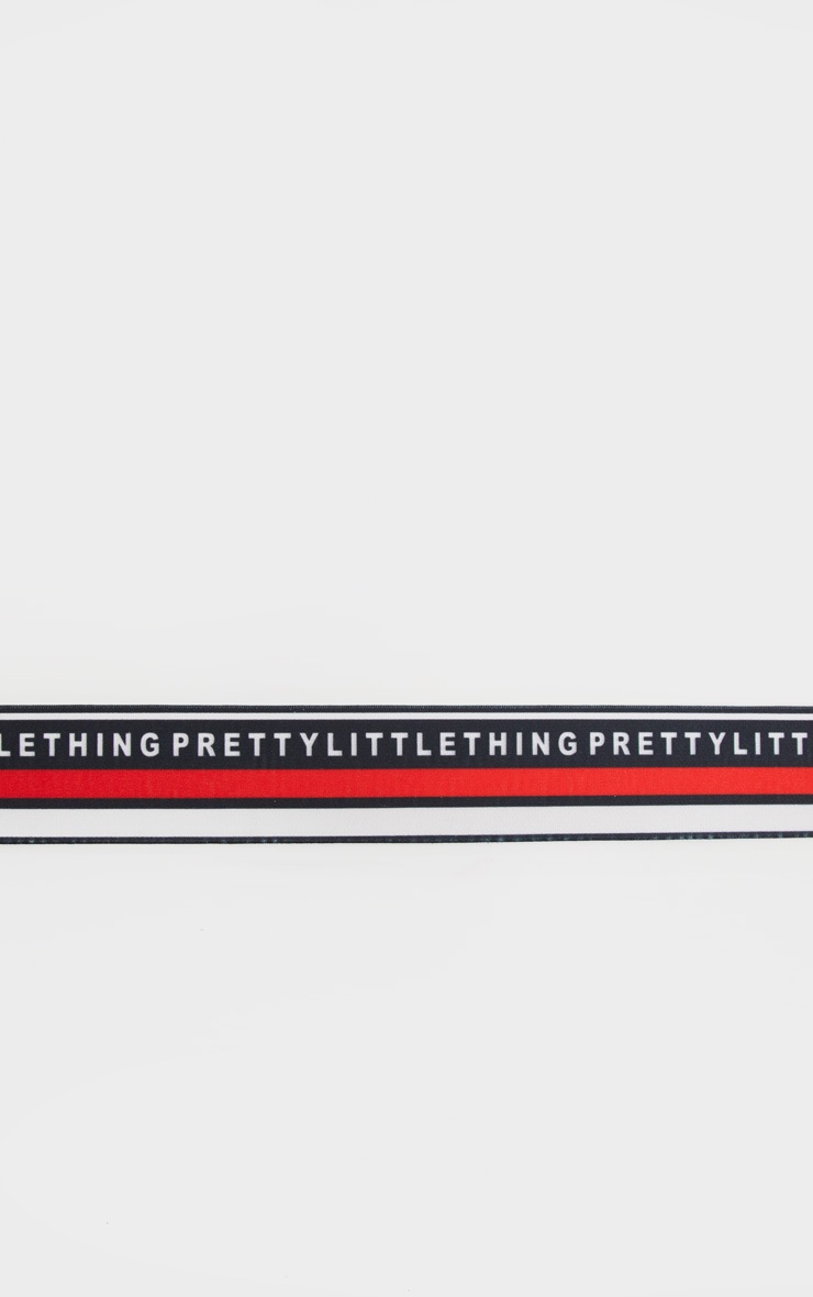 Ceinture style sangle rouge et blanche à logos PRETTYLITTLETHING image 2