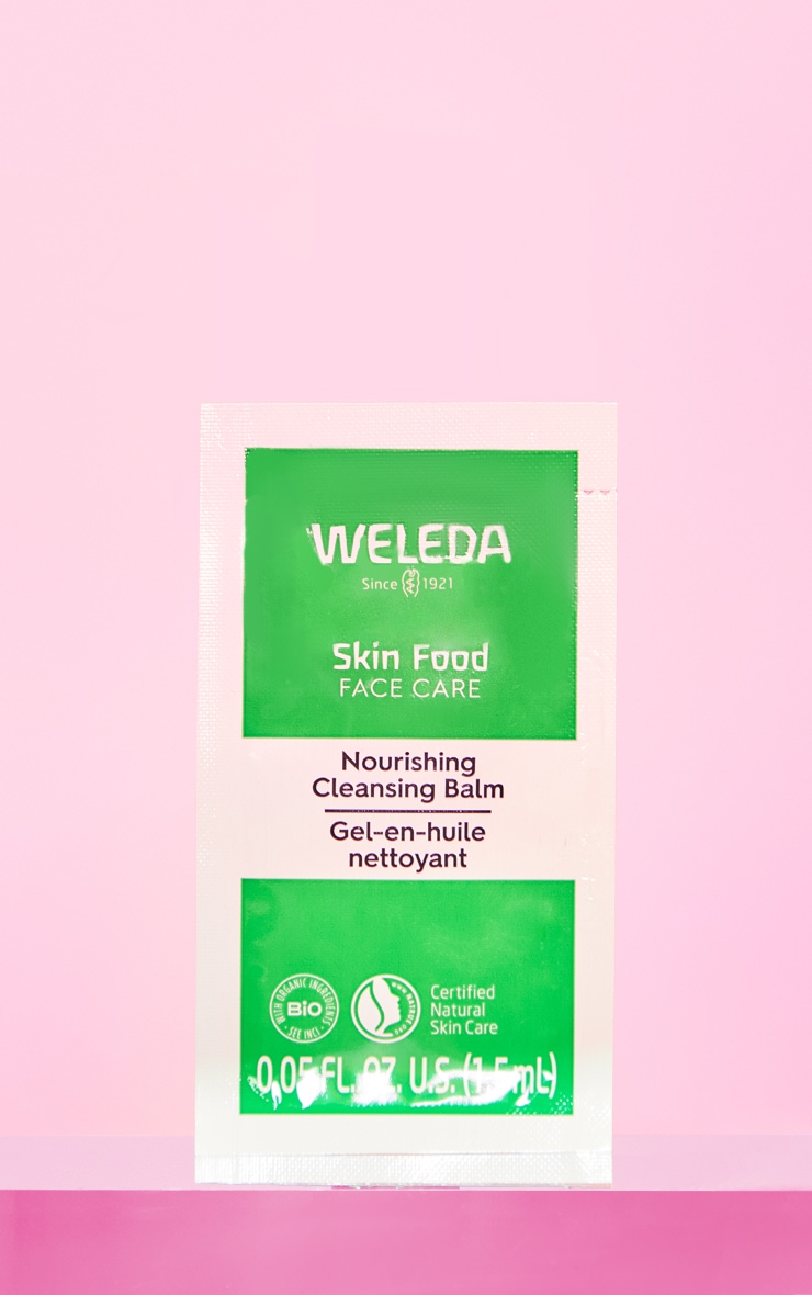 PRETTYLITTLETHING Beauty Essentials Box (Worth £53) image 5