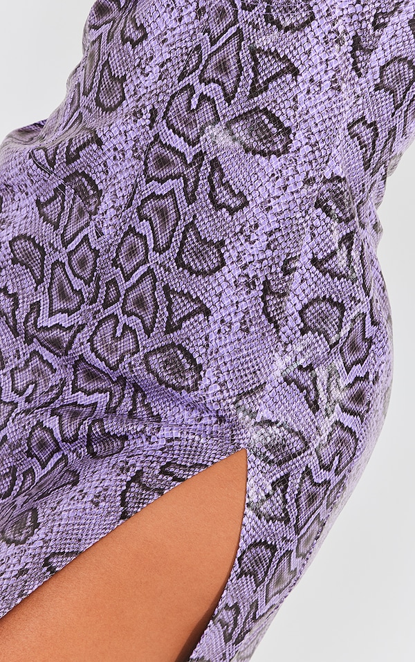 Shape Robe Bustier Moulante Violet Imprim?� Serpent | Shape | PrettyLittleThing FR