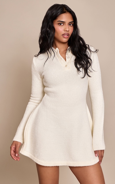 Petite Mini robe fluide en maille tricot crème à manches longues