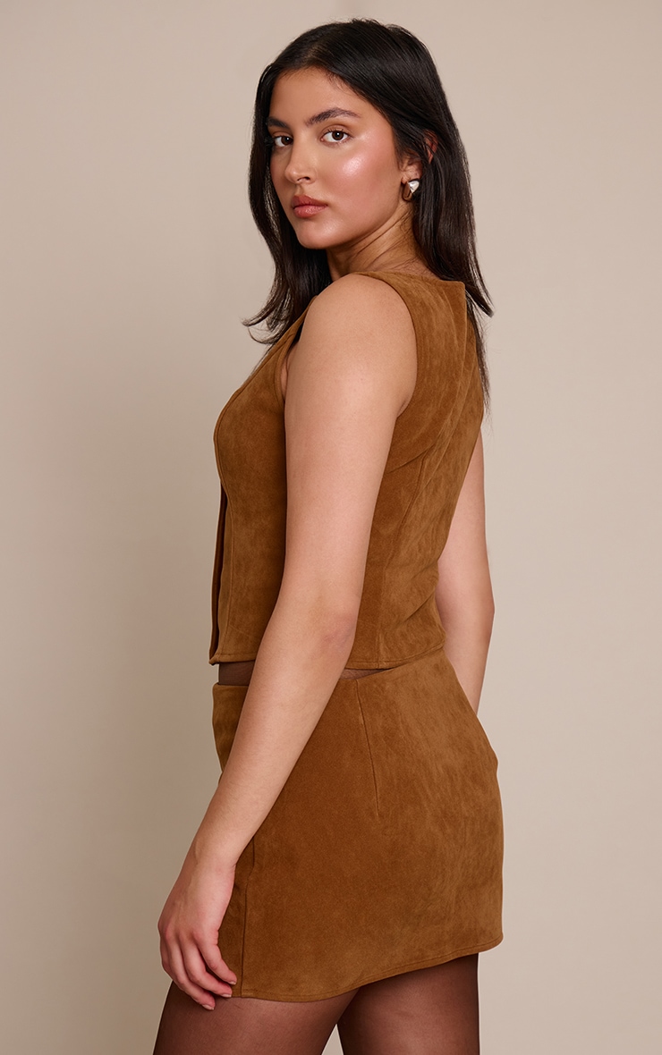 Gilet en suédine marron clair à boutons image 2