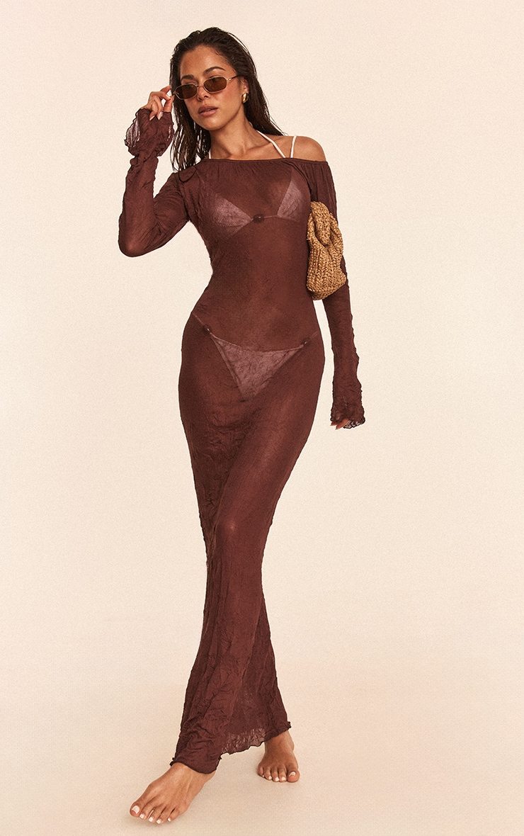 Robe de plage longue en mesh frappé chocolat à ourlet ondulé image 3