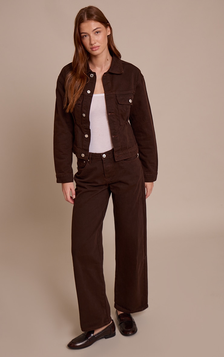 Veste en jean chocolat foncé à dos cintré et plissures image 3