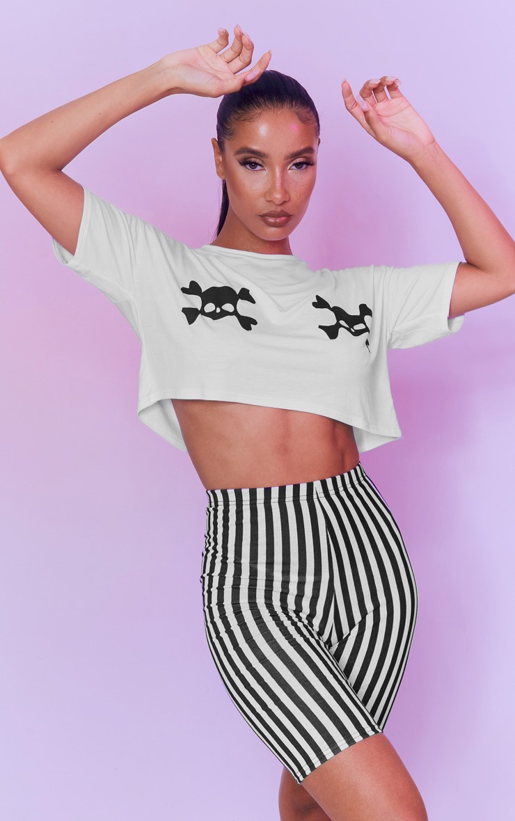 Black Skull Print Crop T-Short And Stripe Cycling Shorts PJ Set