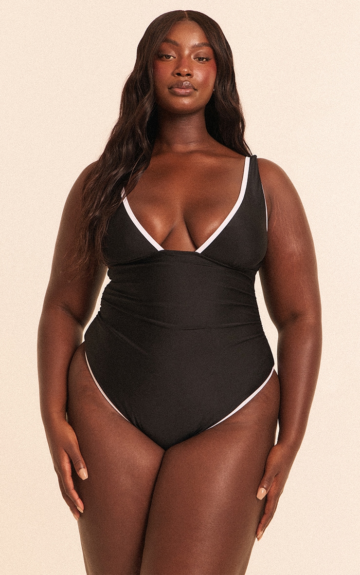 Plus Black Contrast Binding Plunge Ruched Swimsuit image 1