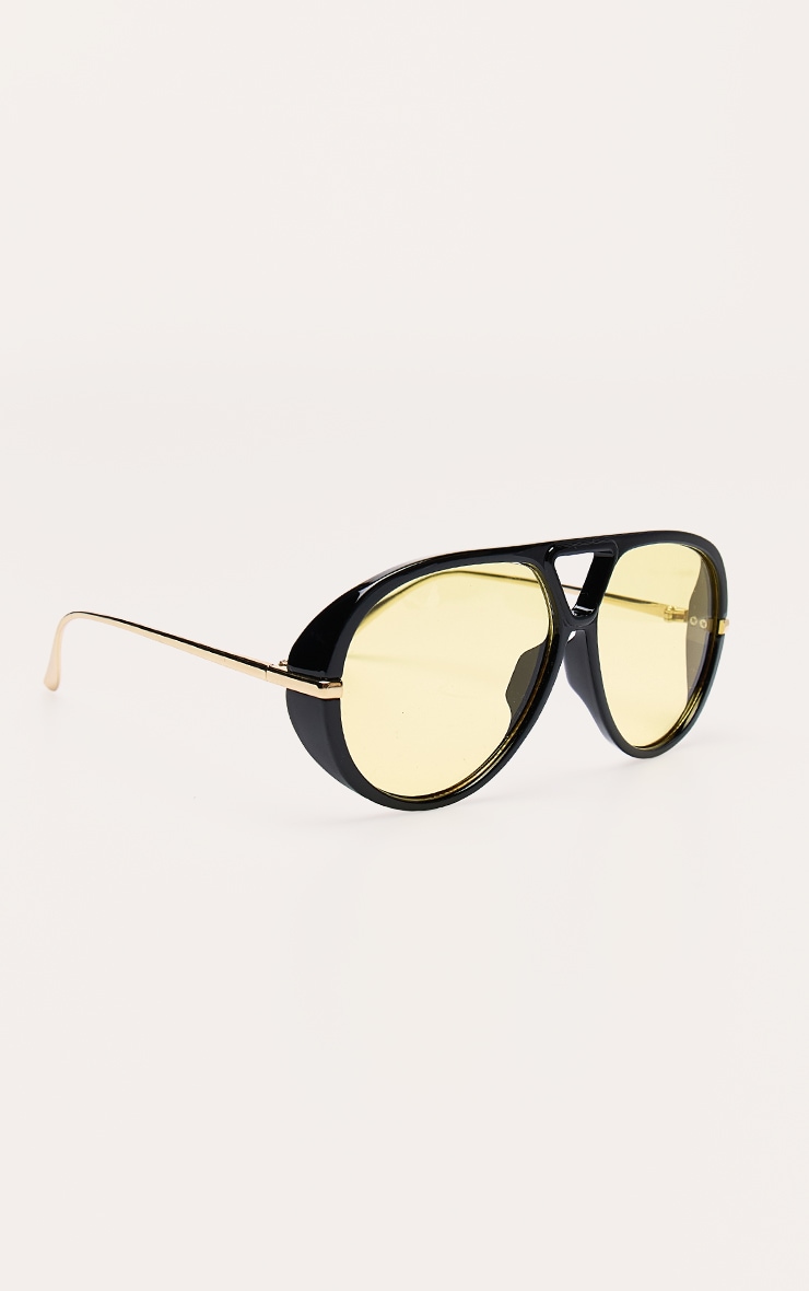 Lunettes de soleil style aviateur à monture noires et verres jaunes image 3