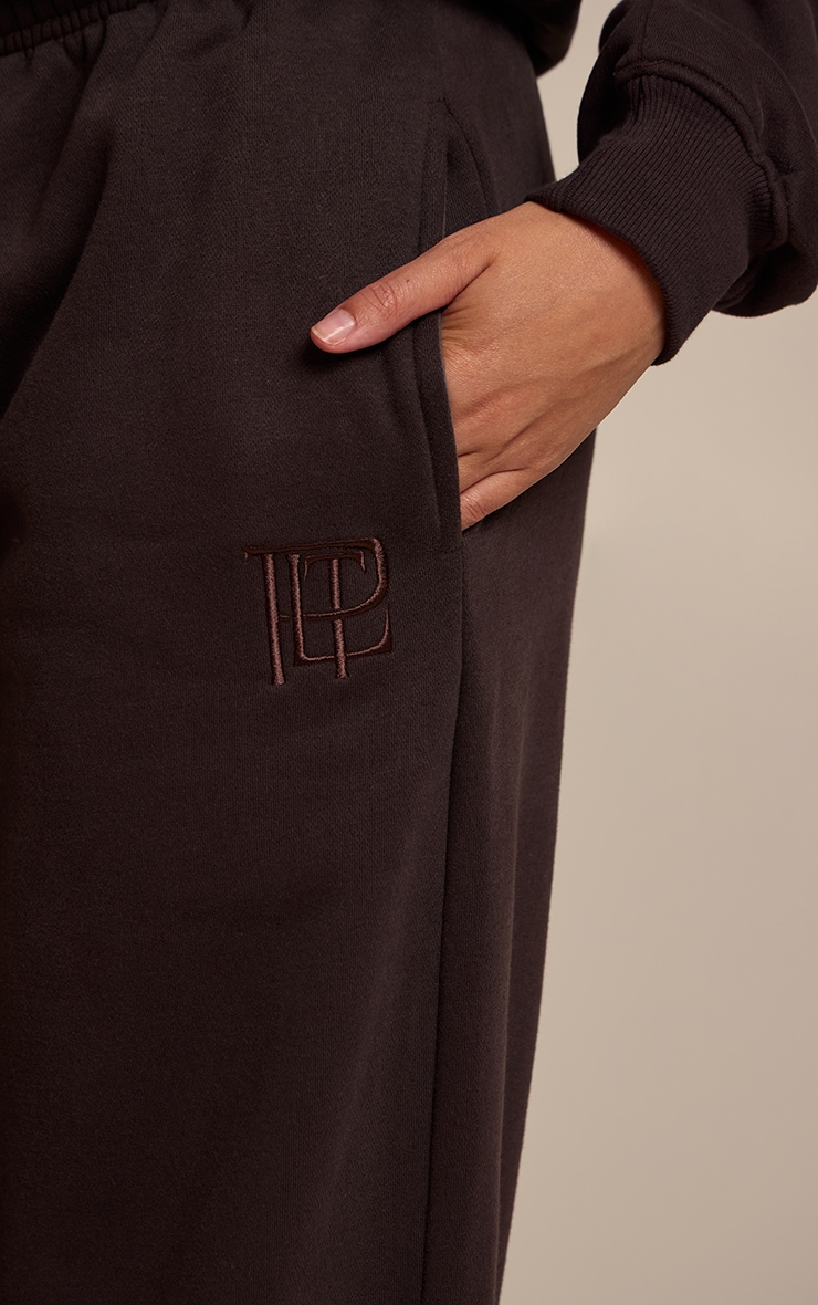 Chocolate Prettylittlething Straight Leg Sweatpants image 4