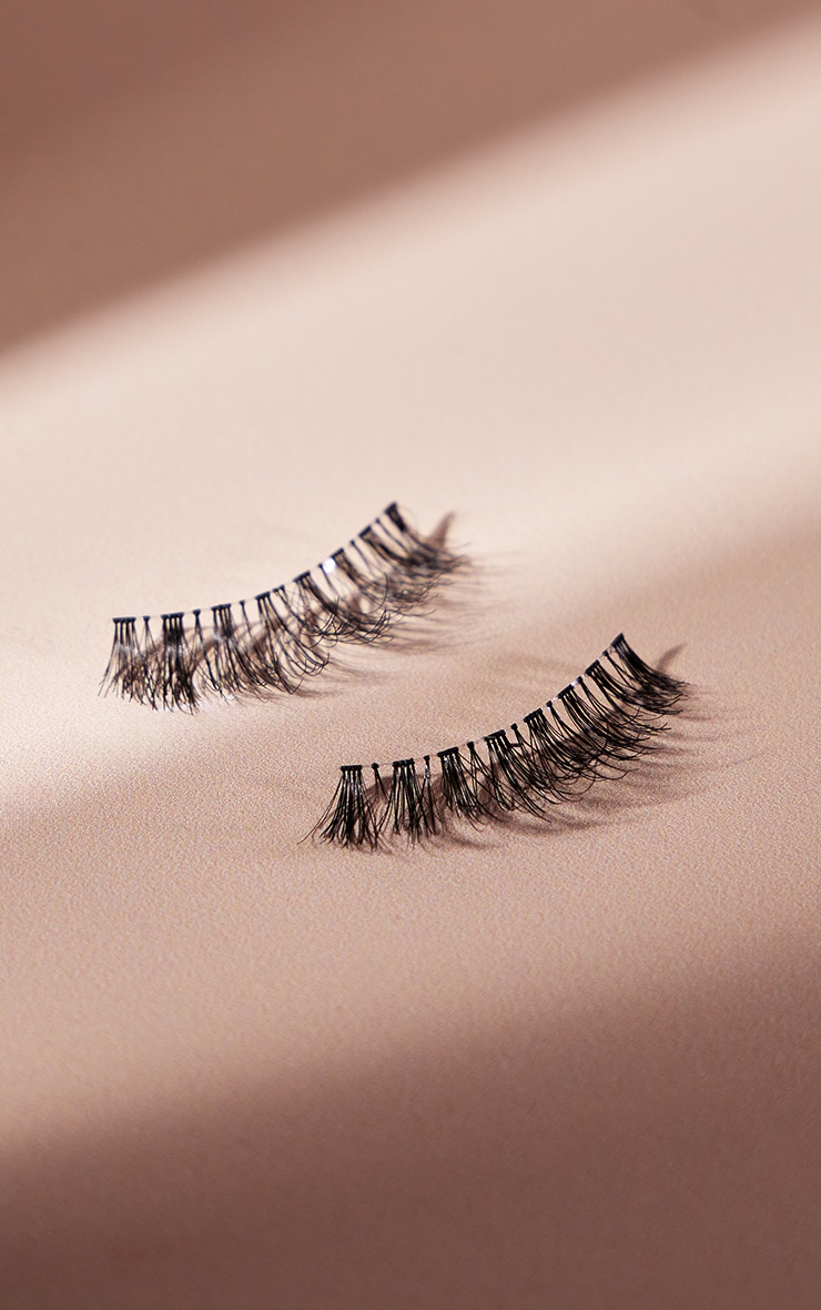 Ardell Naked Lashes 425 image 2